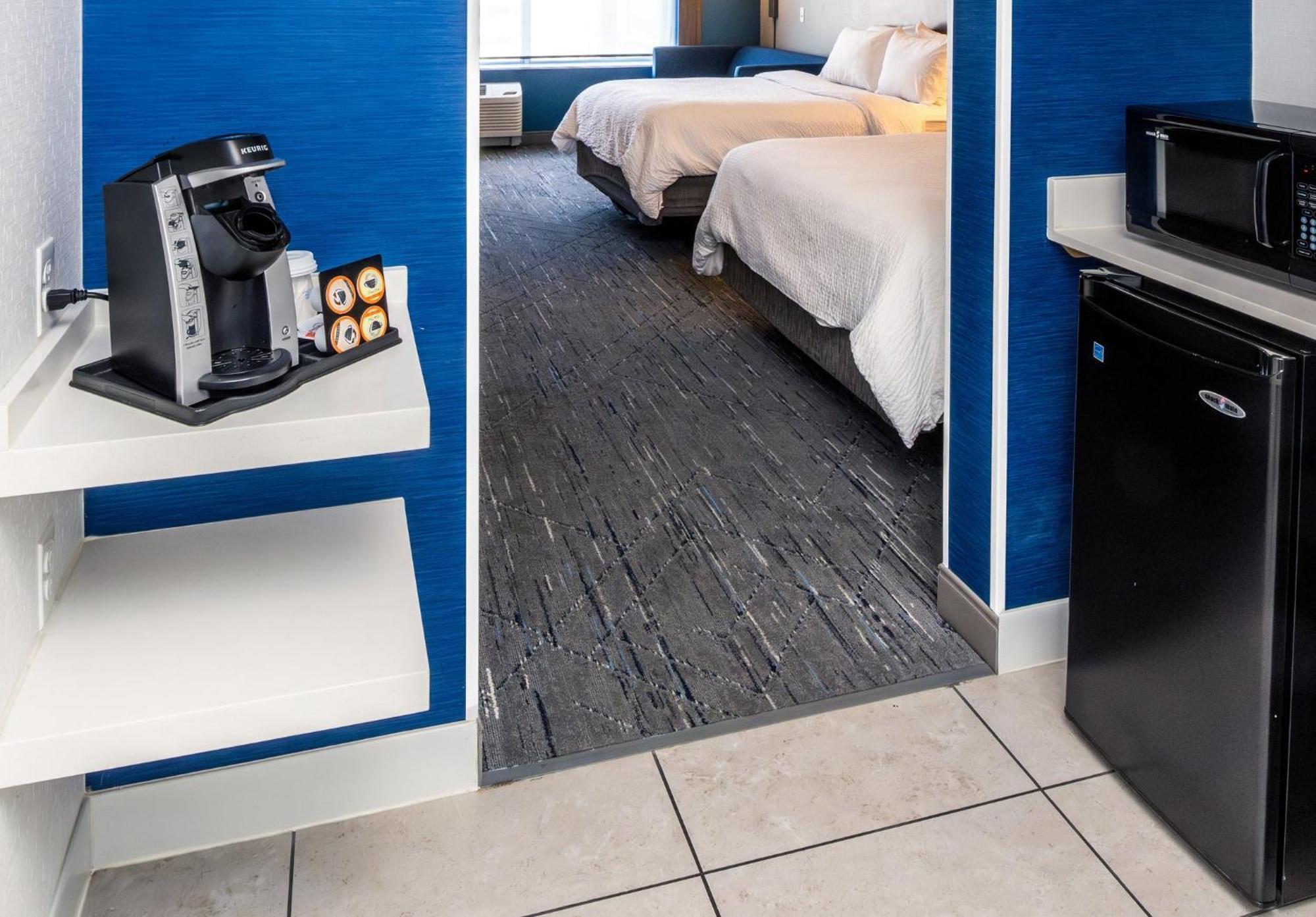 Holiday Inn Express & Suites Downtown Louisville By Ihg Екстер'єр фото