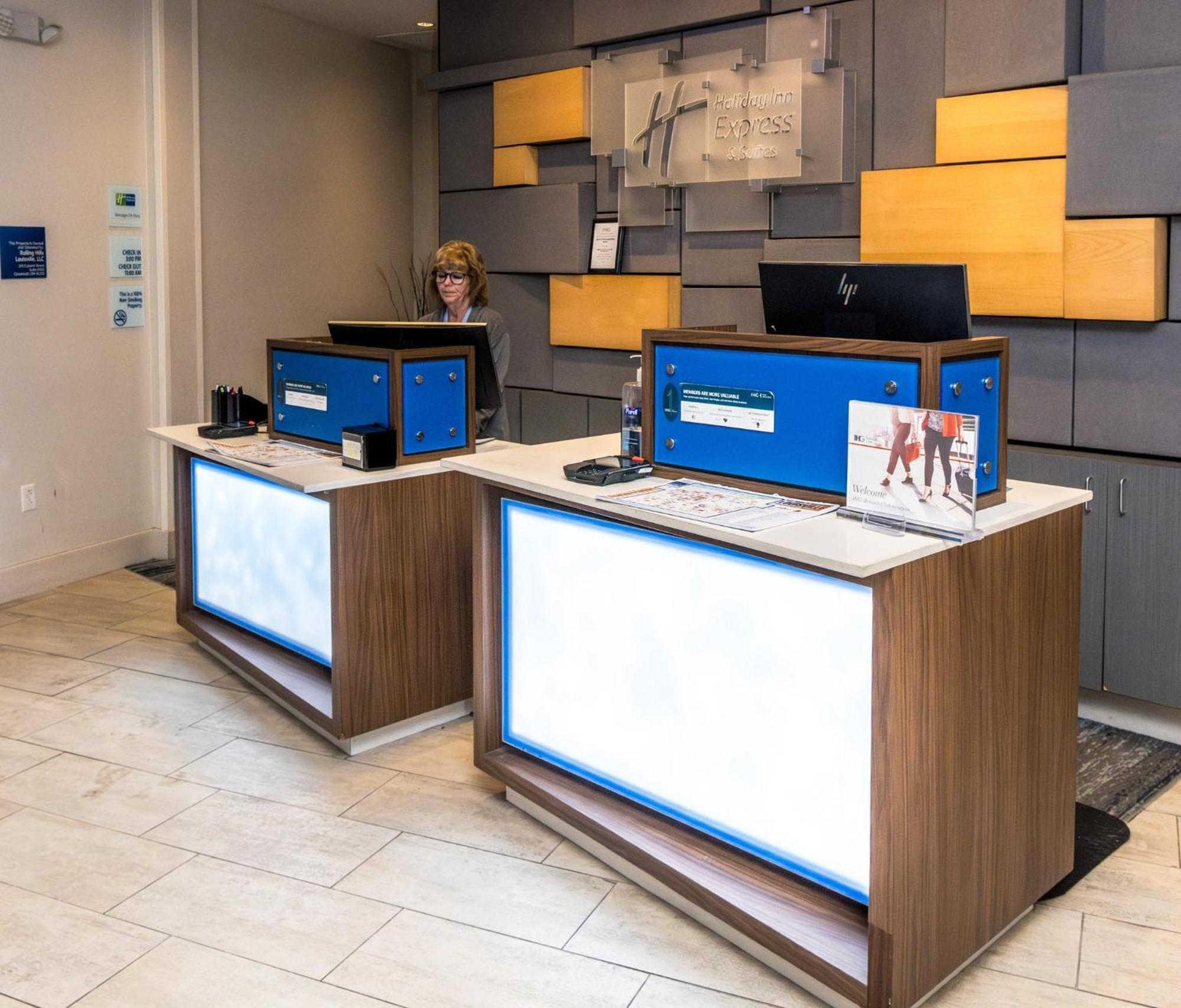 Holiday Inn Express & Suites Downtown Louisville By Ihg Екстер'єр фото