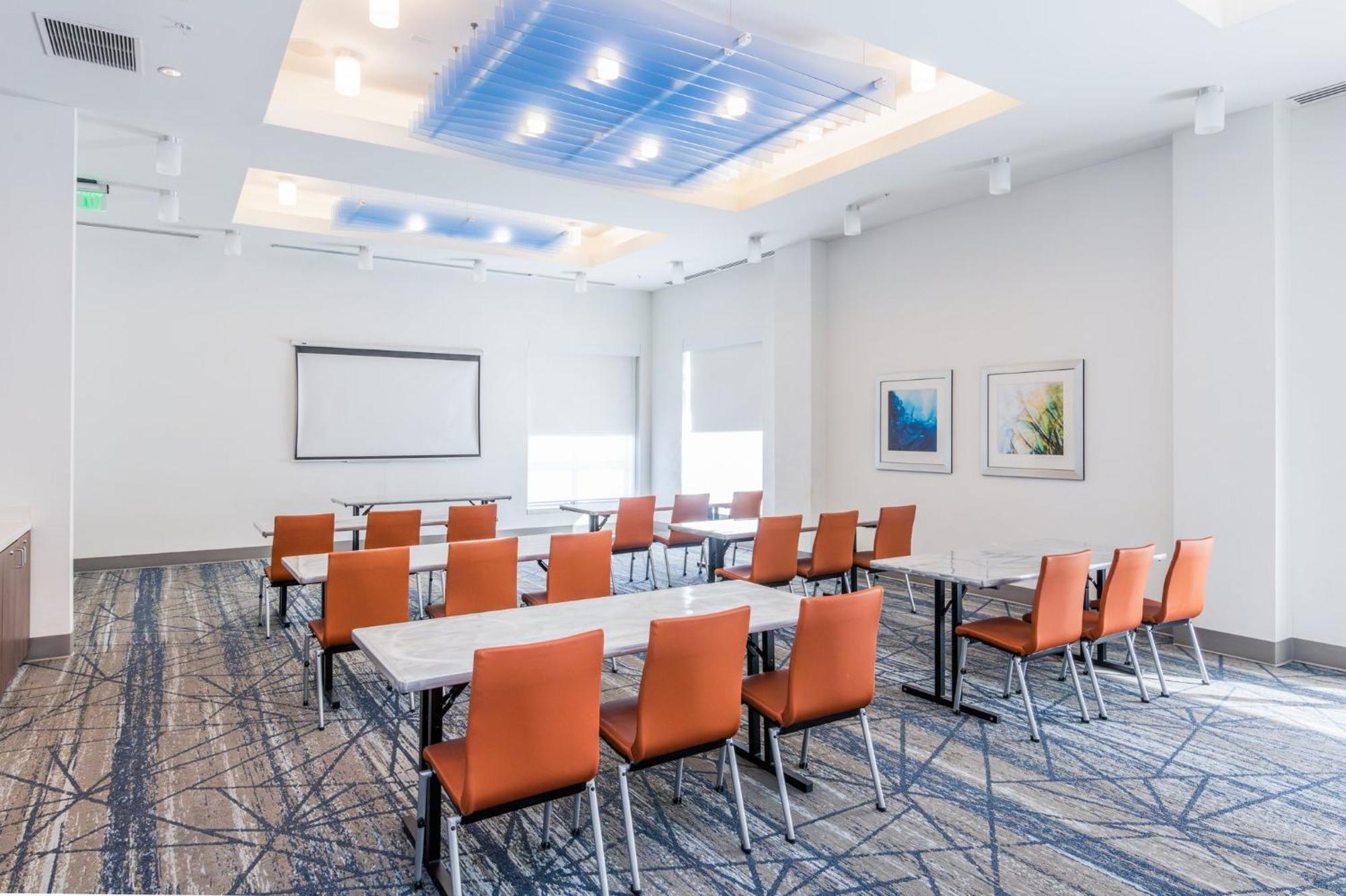 Holiday Inn Express & Suites Downtown Louisville By Ihg Екстер'єр фото